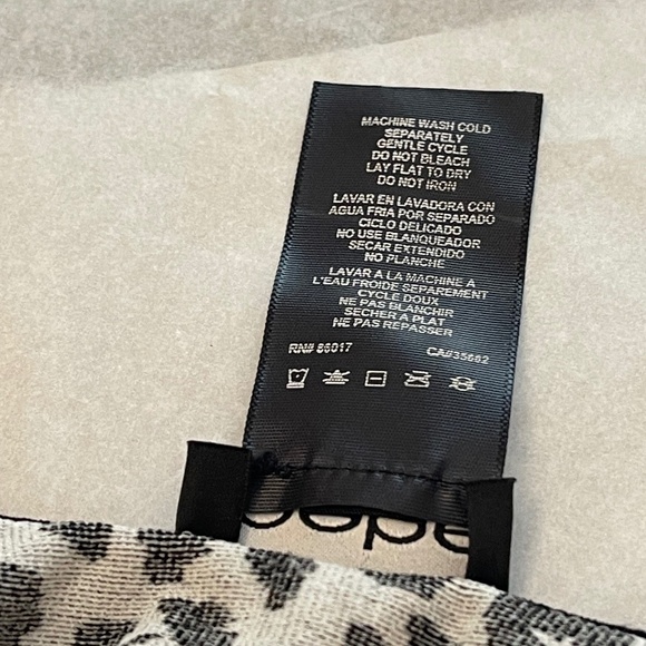 NWOT! Bebe Leopard BodyCon Nylon Dress M/L - Picture 11 of 11